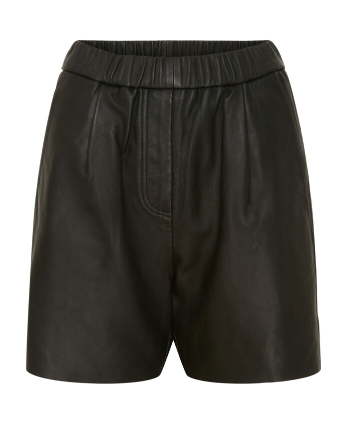 leather-shorts