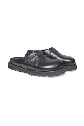 filo-slippers-10906373