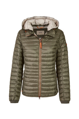 lightly-padded-quilted-jacket